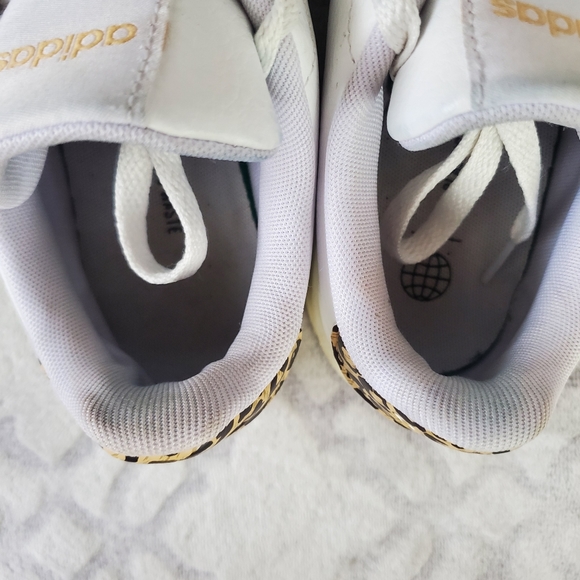 Women's Adidas White Advantage Sneakers - Picture 7 of 11